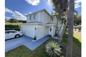 1241 SW 46th Way, Deerfield Beach, FL 33442, - MLS#A11909563