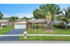 9421 Nw 46th Ct Sunrise, FL 33351 - MLS#A11909566