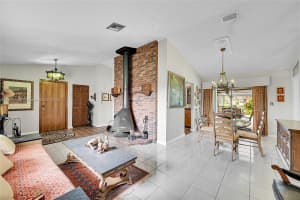 9421 Nw 46th Ct Sunrise, FL 33351 - MLS#A11909566