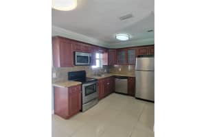 25 E 53rd Ter Hialeah, FL 33013 - MLS#A11909586