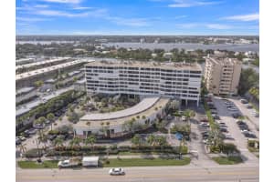 3589 S Ocean Blvd APT 914, South Palm Beach, FL 33480, - MLS#A11909631