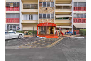 215 Se 3rd Ave 403c Hallandale Beach, FL 33009 - MLS#A11909702