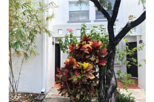 4637 Nw 97th Ct 8 Doral, FL 33178 - MLS#A11909714