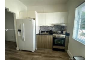 8415 Harding Ave APT 5, Miami Beach, FL 33141, - MLS#A11909722