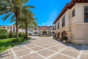 210 Palm Avenue Miami Beach, FL 33139 - MLS#A11909729