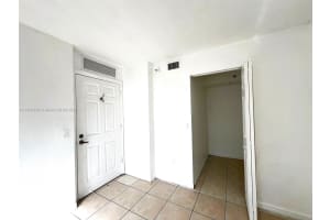 13820 NE 3rd Ct APT 109, North Miami, FL 33161, - MLS#A11909794