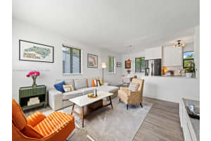 951 Ne 155th Ter North Miami Beach, FL 33162 - MLS#A11909803