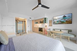 159 NE 6th St #3706, Miami, FL 33132, - MLS#A11909804