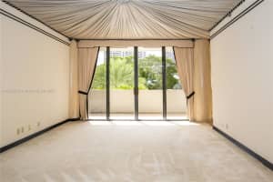 3000 Island Blvd Wste1 Aventura, FL 33160 - MLS#A11909805