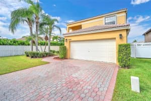 15891 Nw 15th Ct Pembroke Pines, FL 33028 Sold 01/05/26