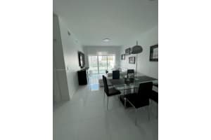 31 Se 5th St 1003, Miami