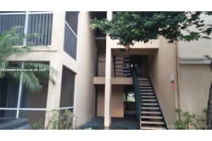 Building 1, 5612 Rock Island Rd APT 141, Tamarac, FL 33319, - MLS#A11909836