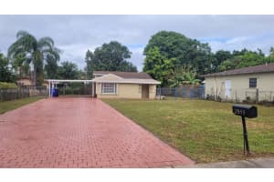 2855 Funston St, Hollywood