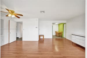 6622 Raleigh St Hollywood, FL 33024 - MLS#A11909870