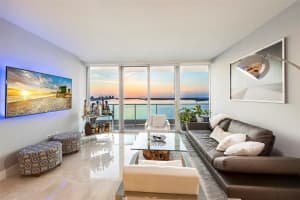 1331 Brickell Bay Dr 2203, Miami
