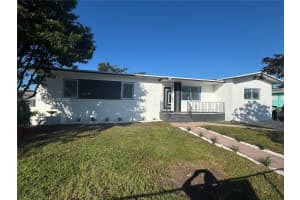 13930 Jefferson St Miami, FL 33176 - MLS#A11909954