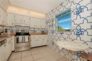 2800 Somerset Dr 402j Lauderdale Lakes, FL 33311 - MLS#A11910013