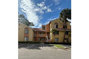 1060 Coral Club Dr 1060, Coral Springs
