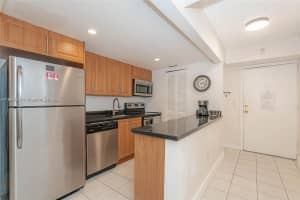 201 Se 178th Dr 426 Sunny Isles Beach, FL 33160 - MLS#A11910047