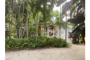 350 Hibiscus Dr 350 Miami Springs, FL 33166 - MLS#A11910051