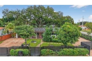 19901 Ne 21st Ave, Miami