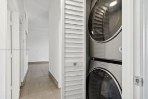 36 NW 6th Ave, Miami, FL 33128, - MLS#A11910104