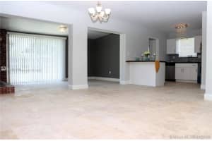 1060 NW 44th St, Oakland Park, FL 33309, - MLS#A11910146