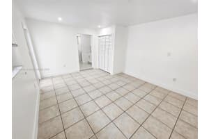 9301 SW 37th St #4, Miami, FL 33165, - MLS#A11910184