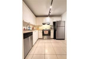 711 N Pine Island Rd 107 Plantation, FL 33324 - MLS#A11910204