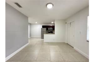 2640 NE 8th Ave #13, Wilton Manors, FL 33334, - MLS#A11910221