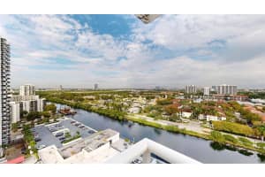 3675 N Country Club Dr 1610 Aventura, FL 33180 - MLS#A11910224