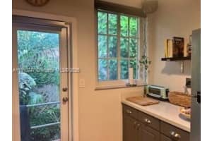 910 Lenox Ave 3 Miami Beach, FL 33139 - MLS#A11910247