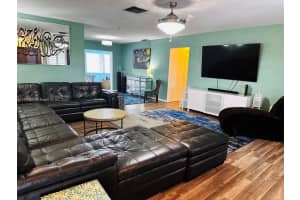 8600 Nw 25th Ct Sunrise, FL 33322 - MLS#A11910271