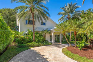 6300 Allison Rd Miami Beach, FL 33141 - MLS#A11910338