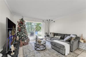 9320 Fountainebleau Blvd 215 Miami, FL 33172 - MLS#A11910359