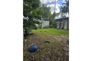 1250 Nw 55th St Miami, FL 33142 - MLS#A11910366