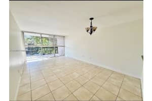 10825 SW 112th Ave APT 302, Miami, FL 33176, - MLS#A11910370