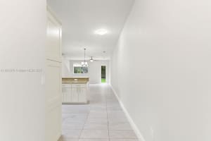 1110 Ne 1st Ave 1110 Fort Lauderdale, FL 33304 - MLS#A11910376