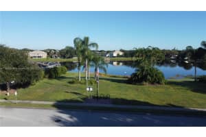 6057 Ridge Lake Cir Vero Beach, FL 32967 - Off Market