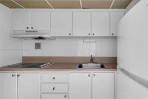 1200 West Ave Ph12 Miami Beach, FL 33139 - MLS#A11910442