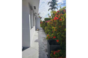 1232 Sw 132nd Ct Miami, FL 33184 - MLS#A11910452