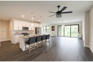 4628 E Pinehurst Trl E Oakland Park, FL 33309 - MLS#A11910462