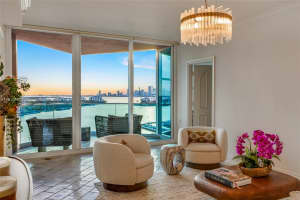 300 S Pointe Dr 1702 Miami Beach, FL 33139 - MLS#A11910480