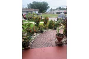 321 SW 76th Terrace, North Lauderdale, FL 33068, - MLS#A11910515