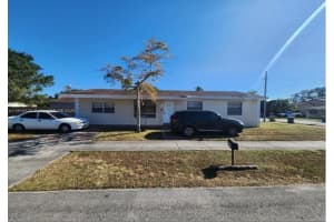 5191 Sw 22nd St, West Park 5191 Sw 22nd St, West Park