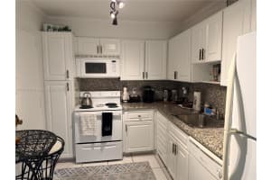 1965 S Ocean Dr 6p Hallandale Beach, FL 33009 - MLS#A11910529