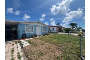 1296 W 36th St, Riviera Beach