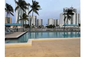 800 Parkview Dr 519 Hallandale Beach, FL 33009 - MLS#A11910564