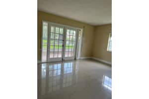 7552 Stirling Rd 115 Davie, FL 33024 - MLS#A11910566