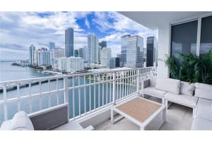 701 Brickell Key Blvd 1912 Miami, FL 33131 - MLS#A11910568